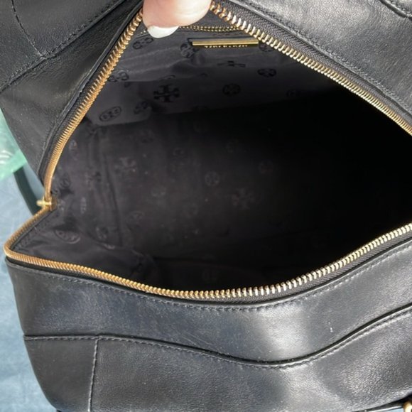 Tory Burch Alexa Satchel In Black Leather with Gold Accents - Picture 9 of 11